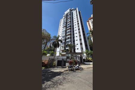 Apartamento à venda com 101m², 2 quartos e 2 vagas Apartamento à venda com 101m², 2 quartos e 2 vagasFachada