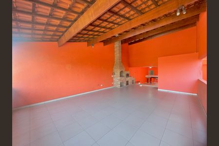 Casa para alugar com 118m², 2 quartos e sem vaga Casa para alugar com 118m², 2 quartos e sem vagaTerraço
