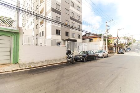 Fachada de kitnet/studio para alugar com 1 quarto, 21m² em Itaquera, São Paulo