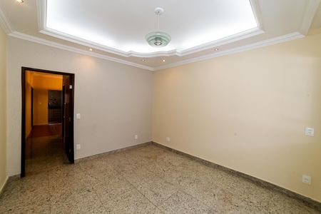 Sala de casa à venda com 4 quartos, 400m² em Boa Vista, Belo Horizonte