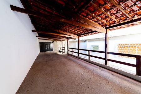 Garagem de casa à venda com 4 quartos, 400m² em Boa Vista, Belo Horizonte
