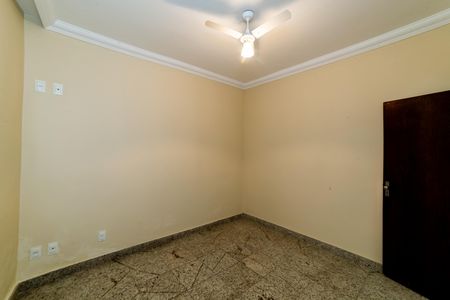 Quarto 1 de casa à venda com 4 quartos, 400m² em Boa Vista, Belo Horizonte