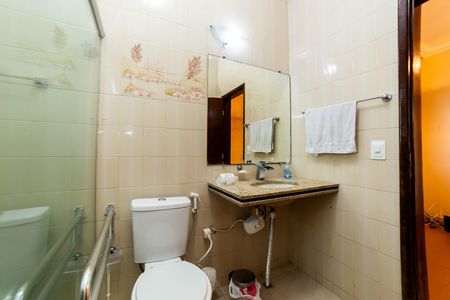 Banheiro Social de casa à venda com 4 quartos, 400m² em Boa Vista, Belo Horizonte