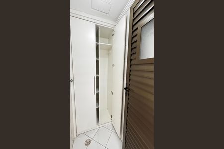 Área de Serviço - Despensa de apartamento para alugar com 2 quartos, 76m² em Vila Assunção, Santo André