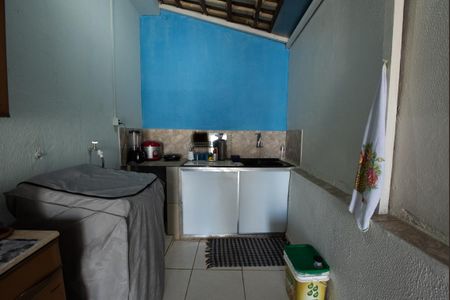 Cozinha e Área de Serviço de casa à venda com 2 quartos, 200m² em Bandeirantes, Contagem