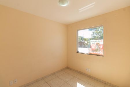 Apartamento à venda com 2 quartos, 60m² em Serrano, Belo Horizonte