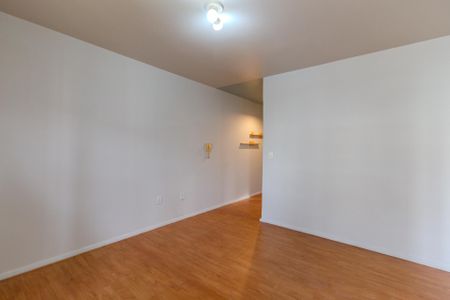 Sala de apartamento para alugar com 2 quartos, 65m² em Cristal, Porto Alegre