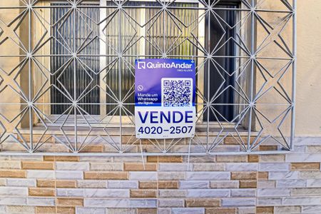 Fachada casa com placa de casa à venda com 2 quartos, 214m² em Piedade, Rio de Janeiro