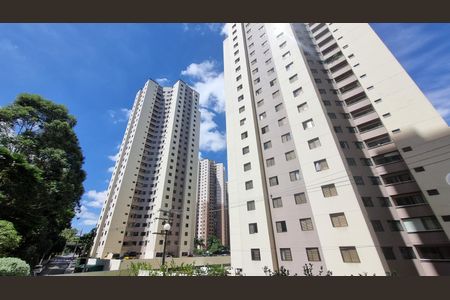 Fachada de apartamento à venda com 3 quartos, 140m² em Chácara Agrindus, Taboão da Serra