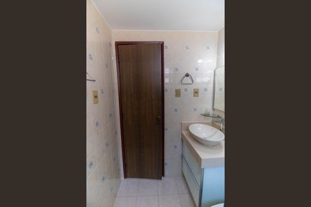 Banheiro de apartamento para alugar com 2 quartos, 78m² em Fonseca, Niterói