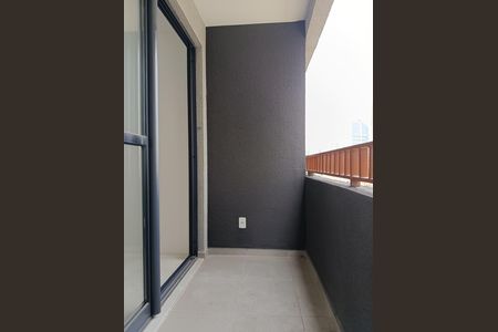 Varanda de kitnet/studio à venda com 1 quarto, 28m² em Pinheiros, São Paulo