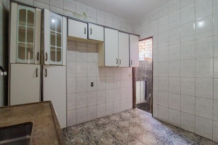 Cozinha de casa para alugar com 2 quartos, 75m² em Jardim Maria Eneida, Mauá