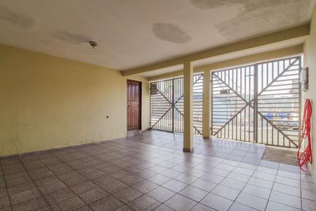 Garagem de casa para alugar com 2 quartos, 75m² em Jardim Maria Eneida, Mauá
