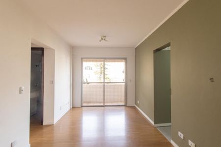 Apartamento para alugar com 2 quartos, 64m² em Centro Cívico, Curitiba