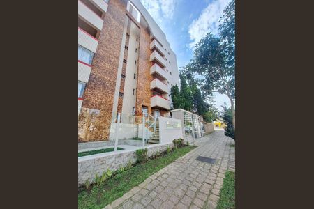 Fachada do Prédio de apartamento para alugar com 2 quartos, 64m² em Centro Cívico, Curitiba