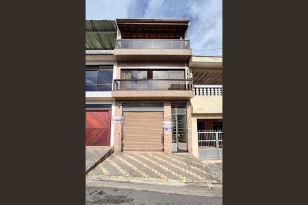 fachada de casa para alugar com 3 quartos, 285m² em Ferrazópolis, São Bernardo do Campo