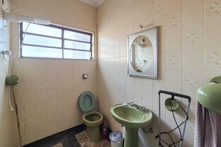 Banheiro Social 2 de casa para alugar com 3 quartos, 285m² em Ferrazópolis, São Bernardo do Campo