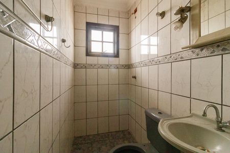 Casa para alugar com 120m², 4 quartos e 2 vagas Casa para alugar com 120m², 4 quartos e 2 vagasBanheiro da Suíte