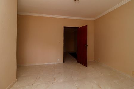 Suíte 4 de casa para alugar com 4 quartos, 120m² em Vila Nova Galvão, São Paulo