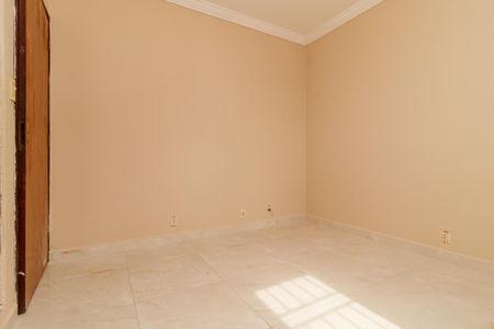 Casa para alugar com 120m², 4 quartos e 2 vagas Casa para alugar com 120m², 4 quartos e 2 vagasSuíte 3