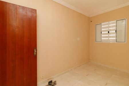 Casa para alugar com 120m², 4 quartos e 2 vagas Casa para alugar com 120m², 4 quartos e 2 vagasSuíte