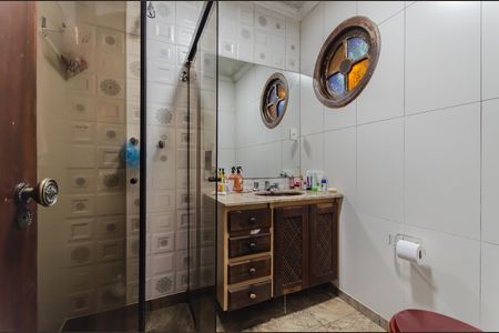 Banheiro da Suíte 1 de casa à venda com 3 quartos, 314m² em Vila Mariana, São Paulo