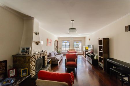 Casa à venda com 3 quartos, 314m² em Vila Mariana, São Paulo
