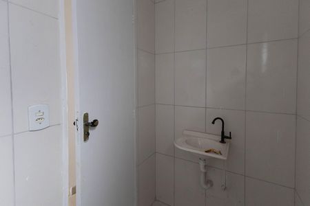 Banheiro de apartamento para alugar com 2 quartos, 38m² em Jardim Japao, São Paulo