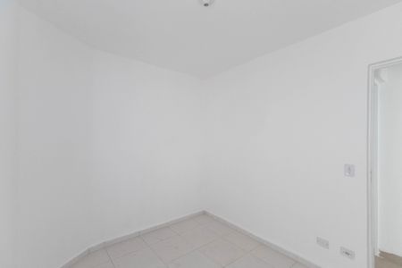 Quarto 2 de apartamento para alugar com 2 quartos, 38m² em Jardim Japao, São Paulo