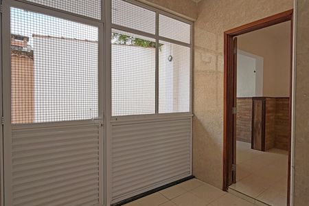 Casa para alugar com 133m², 3 quartos e 1 vagaÁrea de Serviço
