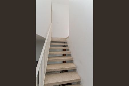 Escada de casa à venda com 3 quartos, 150m² em Carandiru, São Paulo