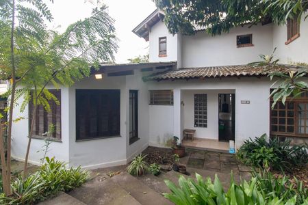 Fachada de casa para alugar com 6 quartos, 400m² em Teresópolis, Porto Alegre