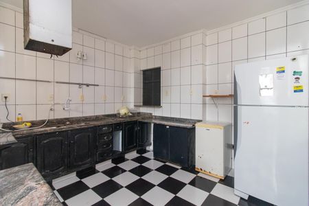 Cozinha de casa para alugar com 6 quartos, 400m² em Teresópolis, Porto Alegre