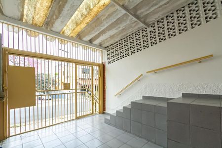 Garagem de casa para alugar com 2 quartos, 106m² em Parque Sao Diogo, São Bernardo do Campo