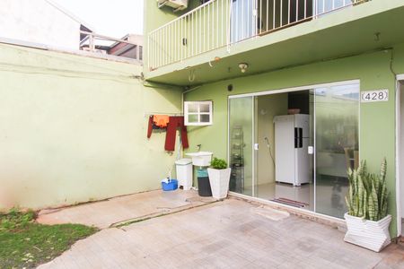 Área externa de casa para alugar com 2 quartos, 120m² em Mato Grande, Canoas