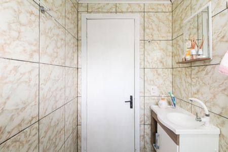 Banheiro 2 de casa para alugar com 2 quartos, 120m² em Mato Grande, Canoas