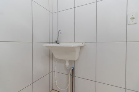 Área de Serviço de apartamento para alugar com 2 quartos, 48m² em Via Colégio, Belo Horizonte