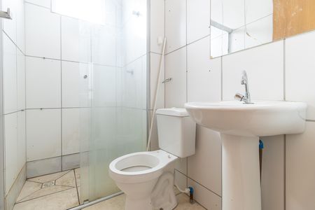 Banheiro de apartamento para alugar com 2 quartos, 48m² em Via Colégio, Belo Horizonte