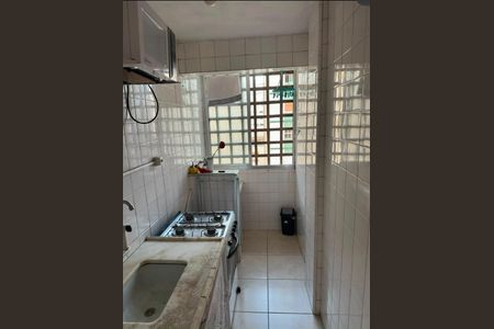 Cozinha de apartamento para alugar com 1 quarto, 35m² em Itararé, São Vicente