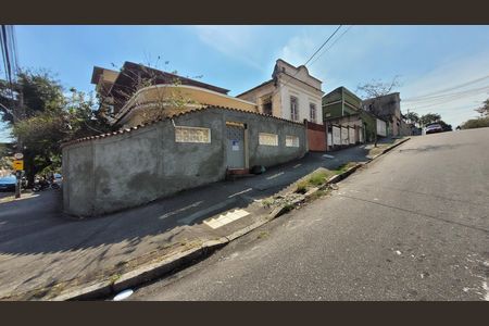 Fachada de casa para alugar com 3 quartos, 200m² em Cascadura, Rio de Janeiro