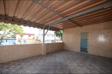 Terraço de casa para alugar com 3 quartos, 200m² em Cascadura, Rio de Janeiro