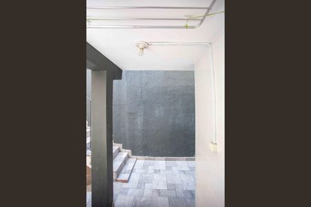 Área de Serviço de casa para alugar com 2 quartos, 65m² em Campanário, Diadema