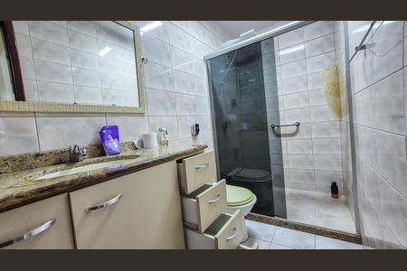 Banheiro de casa para alugar com 2 quartos, 140m² em Olaria, Rio de Janeiro