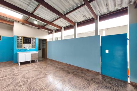 Quintal - Garagem de casa para alugar com 1 quarto, 32m² em Jardim Yeda, Campinas