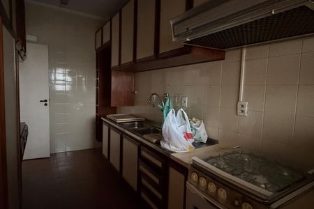 Cozinha e Área de Serviço de apartamento para alugar com 2 quartos, 83m² em José Menino, Santos