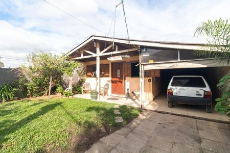 Fachada de casa à venda com 2 quartos, 500m² em Hípica, Porto Alegre