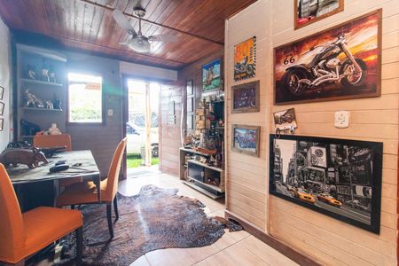 Casa à venda com 2 quartos, 500m² em Hípica, Porto Alegre