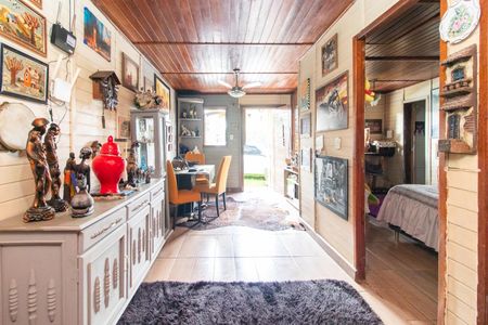 Sala de casa à venda com 2 quartos, 500m² em Hípica, Porto Alegre