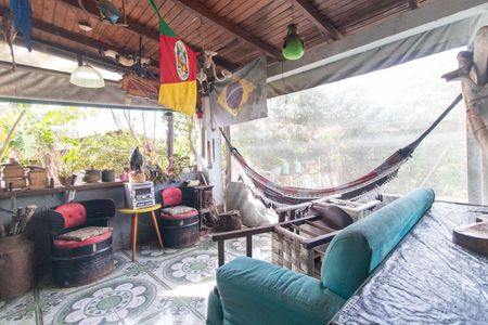 Churrasqueira de casa à venda com 2 quartos, 500m² em Hípica, Porto Alegre