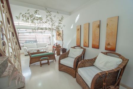 Casa para alugar com 4 quartos, 230m² em Vila Regente Feijó, São Paulo